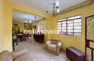 Casa com 3 quartos à venda na Rua Gustavo da Silveira, Horto Florestal, Belo Horizonte