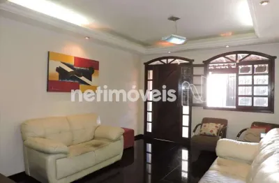 Casa com 3 quartos à venda na Rua Wilson Soares Fernandes, Planalto, Belo Horizonte
