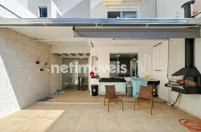 Casa com 3 quartos à venda na Rua Costa Monteiro, Sagrada Família, Belo Horizonte
