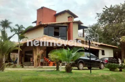 Excelente Casa à Venda em Condomínio Fechado com Habite-se e Vista para a Serra