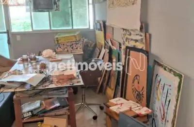 Sala Comercial à Venda no Bairro Floresta – Avenida do Contorno, Belo Horizonte