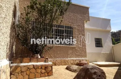 Casa com 3 quartos à venda na Rua Ivon de Paiva, Centro, Sabará