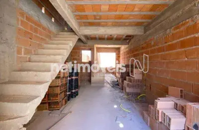 Casa com 2 quartos à venda na Rua Professora Vicentina Barreto, Planalto, Belo Horizonte