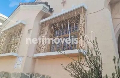 Casa com 3 quartos à venda na Rua Salinas, Santa Tereza, Belo Horizonte