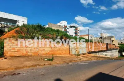 Terreno comercial à venda na Alameda dos Canários, Cabral, Contagem
