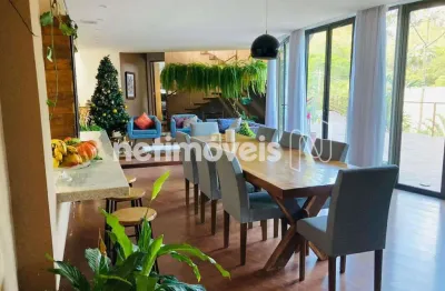 Casa em condomínio fechado com 4 quartos à venda na Alameda Canalese, Vila Alpina, Nova Lima