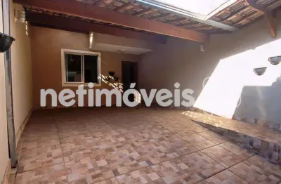 Casa com 3 quartos à venda na Rua Osmar Costa, Heliópolis, Belo Horizonte