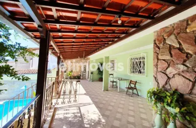Casa com 3 quartos à venda na Rua Botão de Rosa, Etelvina Carneiro, Belo Horizonte