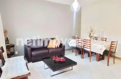 Casa com 4 quartos à venda na Rua II, Arvoredo, Contagem