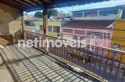 Casa com 6 quartos à venda na Rua Suassuí, Carlos Prates, Belo Horizonte