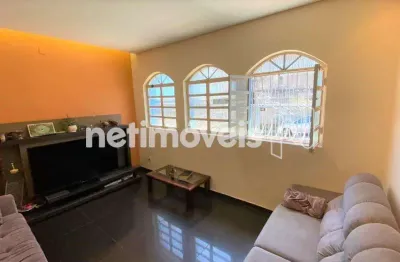 Casa com 3 quartos à venda na Rua Maracajá, Bom Jesus, Belo Horizonte