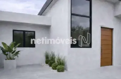 Casa com 3 quartos à venda na Rua Professora Vicentina Barreto, Planalto, Belo Horizonte