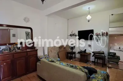 Casa à Venda no Bairro São Paulo – Duas Casas Independentes, Barracão e Garagem para 3 Carros