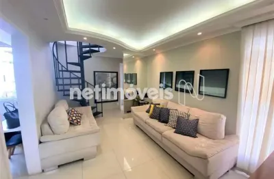 Cobertura à Venda – 3 Quartos | Vista Definitiva | Total Privacidade