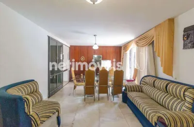 Casa com 3 quartos à venda na Rua Vitório Marcola, Anchieta, Belo Horizonte