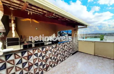 Casa com 3 quartos à venda na Rua Hélio Natale, Jardim Vitória, Belo Horizonte