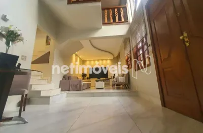 Casa com 3 quartos à venda na Rua João Bernardino Santos, Paquetá, Belo Horizonte