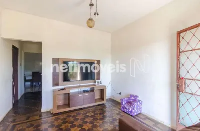Casa com 3 quartos à venda na Rua João Euflásio, Dom Bosco, Belo Horizonte