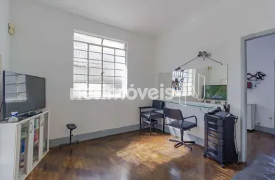 Casa com 2 quartos à venda na Rua Marechal Deodoro, Floresta, Belo Horizonte