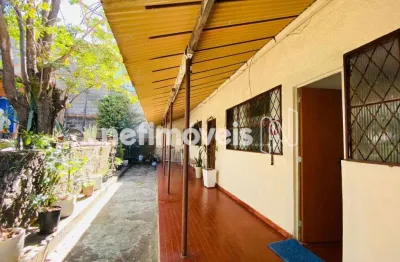 Casa com 2 quartos à venda na Rua Augustus William Parish, Santa Amélia, Belo Horizonte