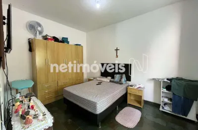 Casa com 3 quartos à venda na Rua Setiba, Glória, Belo Horizonte
