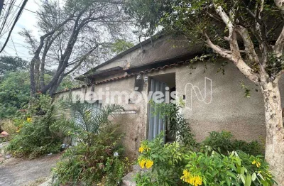 Casa à venda na Rua Brasiléia, Ouro Preto, Belo Horizonte