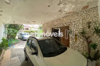 Casa com 3 quartos à venda na Rua Custódio de Melo, Liberdade, Belo Horizonte