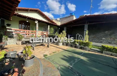 Casa com 4 quartos à venda na Rua Lúcio de Oliveira, Floramar, Belo Horizonte