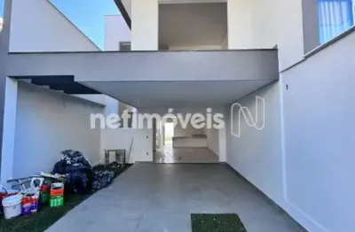 Casa com 3 quartos à venda na Rua Nilton Baldo, Paquetá, Belo Horizonte