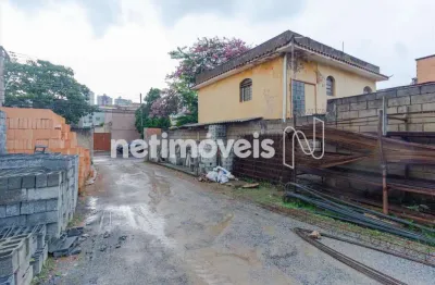Terreno comercial à venda na Rua Petrolina, Sagrada Família, Belo Horizonte