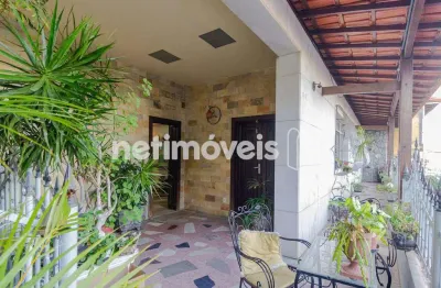 Casa com 4 quartos à venda na Avenida Ribeiro de Paiva, João Pinheiro, Belo Horizonte