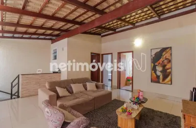 Casa com 4 quartos à venda na Rua Heroína Maria Quitéria, Alto Caiçaras, Belo Horizonte