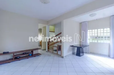 Casa com 4 quartos à venda na Rua Rosada, Vitória, Belo Horizonte