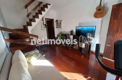 Casa com 2 quartos à venda na Rua Líbero Badaró, Santa Rosa, Belo Horizonte