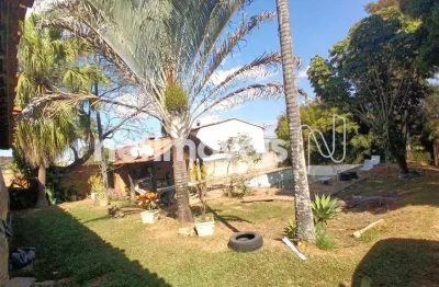 Casa com 5 quartos à venda na Rua Marco Antônio Cavanis, Braúnas, Belo Horizonte