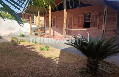 Casa com 3 quartos à venda na Rua Dom Silvério, Santa Mônica, Belo Horizonte