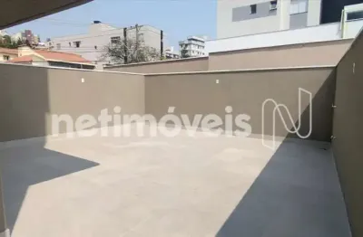 Apartamento gardem de 2 quartos, 1 vaga livre em ampla área privativa e elevador no santa efigênia.