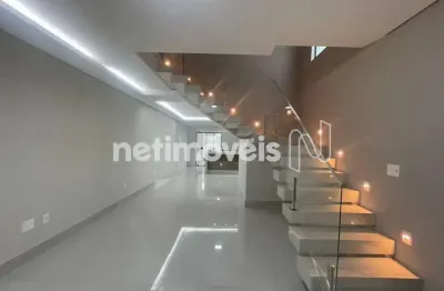 Casa com 4 quartos à venda na Rua Fernando Ferrari, Planalto, Belo Horizonte