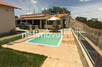 Casa com 3 quartos à venda na Rua Francisco Evangelista Vieira, Fernão Dias, Esmeraldas