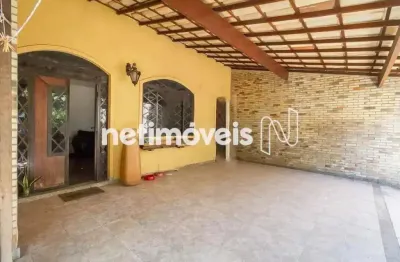 Casa com 3 quartos à venda na Rua Canção, Santa Amélia, Belo Horizonte