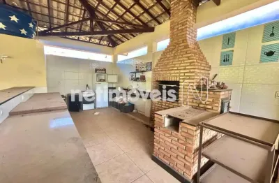 Casa com 3 quartos à venda na Rua Comendador Barbosa Melo, Trevo, Belo Horizonte