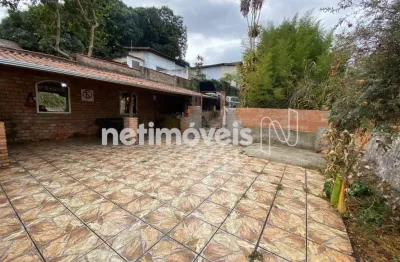Casa com 2 quartos à venda na Rua Estoril, São Francisco, Belo Horizonte