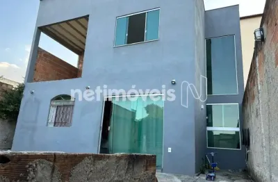 Casa com 3 quartos à venda na Rua Marieta Martins Pereira, Nova União, Ribeirão das Neves