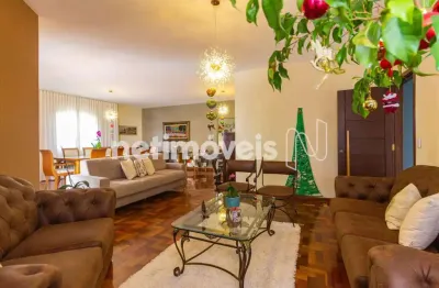 Casa com 4 quartos à venda na Rua Castelo de Alenquer, Castelo, Belo Horizonte