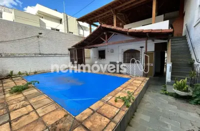Casa com 5 quartos à venda na Rua Itajubá, Sagrada Família, Belo Horizonte