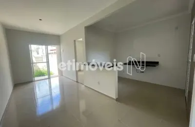 Casa com 2 quartos à venda na Rua dos Lírios, Imperial, Santa Luzia
