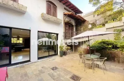 Casa com 5 quartos à venda na Rua Deputado Álvaro Sales, Santo Antônio, Belo Horizonte