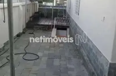 Casa com 3 quartos à venda na Rua Resende Costa, Bonfim, Belo Horizonte