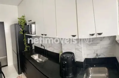 Apartamento com 2 quartos à venda na Rua Osmar Costa, Heliópolis, Belo Horizonte