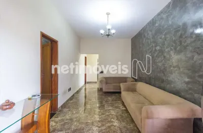 Casa com 4 quartos à venda na Rua Pitangui, Sagrada Família, Belo Horizonte